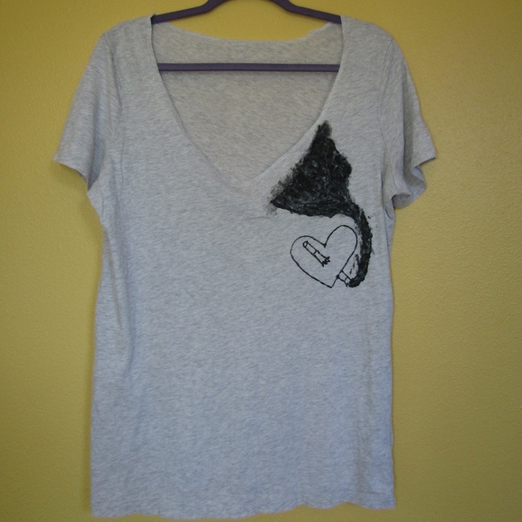 Off the shoulder T-shirt - Picture 1 of 3